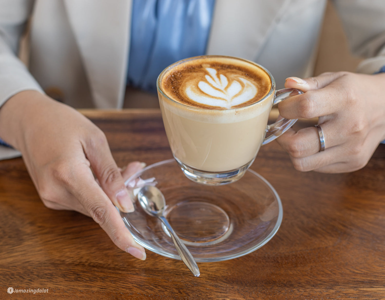 Amazing Coffee Da Lat - Quán cà phê có view ngắm toàn thành phố, tha hồ chill ở Đà Lạt 6