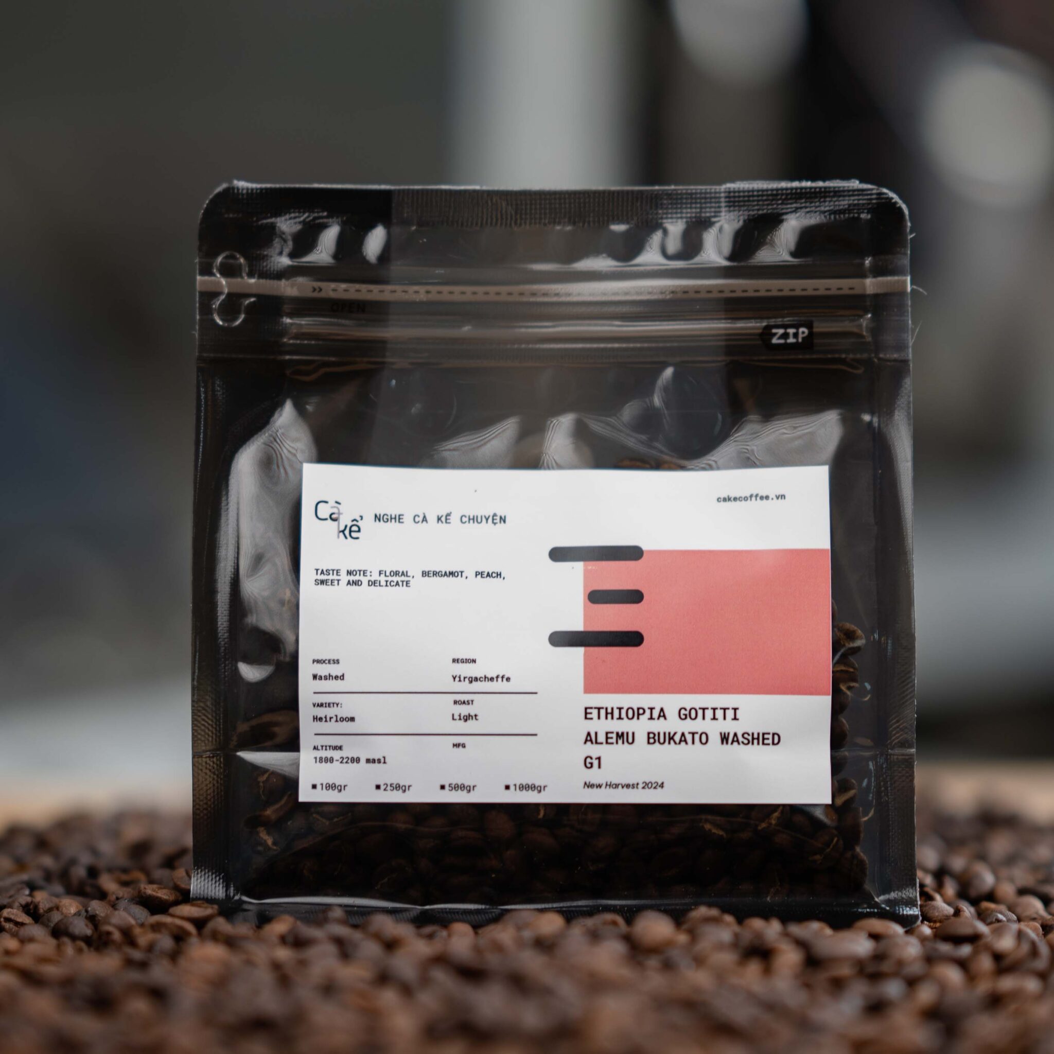 T&uacute;i c&agrave; ph&ecirc; đ&oacute;ng g&oacute;i trong bao b&igrave; zip, nh&atilde;n ghi nguồn gốc v&agrave; đặc điểm hương vị.