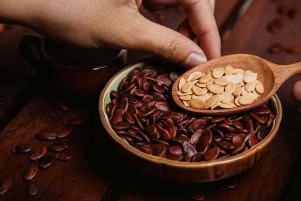 1 cac loai hat ngay tet2 2a4ea0ff110b4e878e84ce8c28b72c56 grande