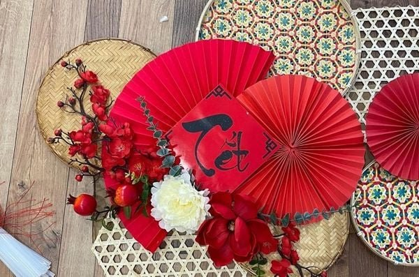 1 lam do trang tri tet bang giay 5 81d9fecf052941a99f758a128620d680 grande