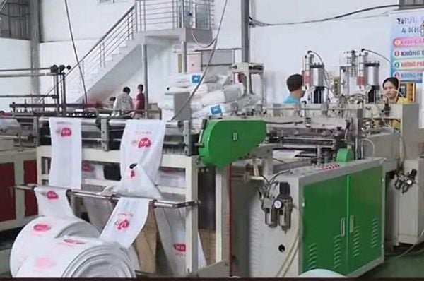 1 nha may san xuat tui nilon 52b7a6640c17479798c4b0b83429573d grande