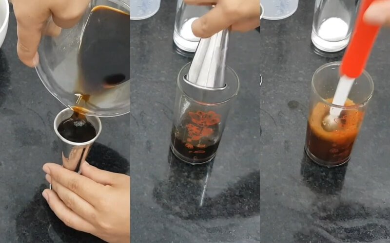 Ba bước pha chế cà phê, từ rót nước, lọc cà phê, đến khuấy đều trong cốc thủy tinh trên bàn đen.