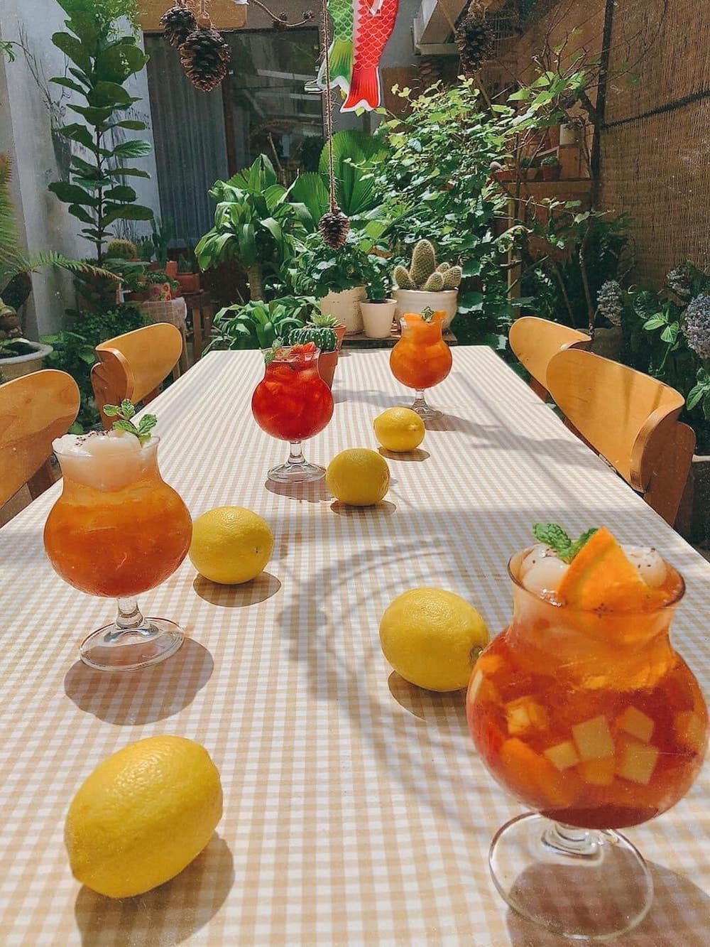 Khám phá Art House Coffee như lạc lối vào studio đẳng cấp 14