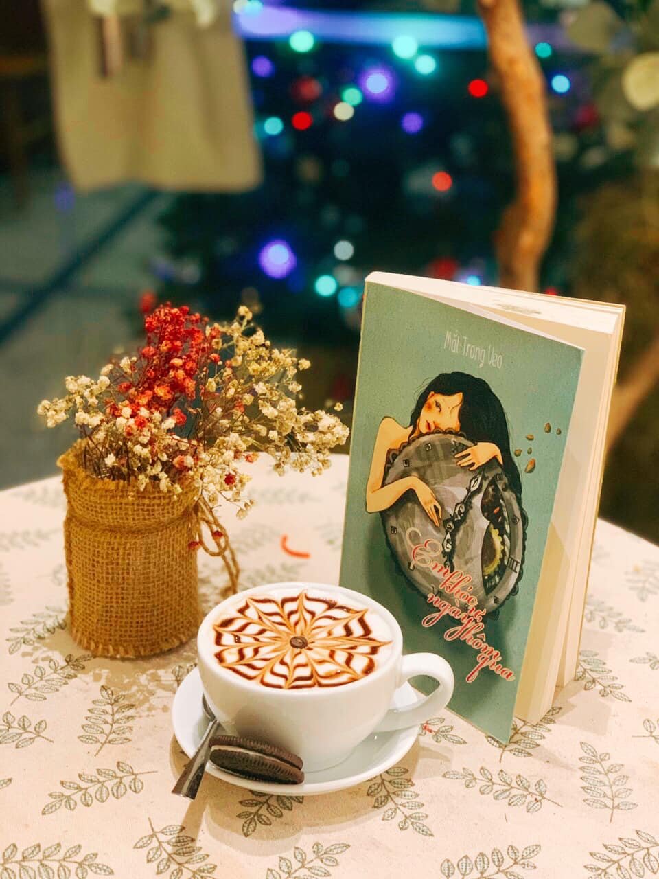 The Urban Tuy Ho&agrave; Ph&uacute; Y&ecirc;n - Nổi bật với vẻ đẹp ho&agrave;i cổ đầy cuốn h&uacute;t 12